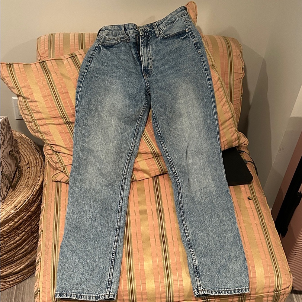 H&M Women's Straight Leg Blue Jeans